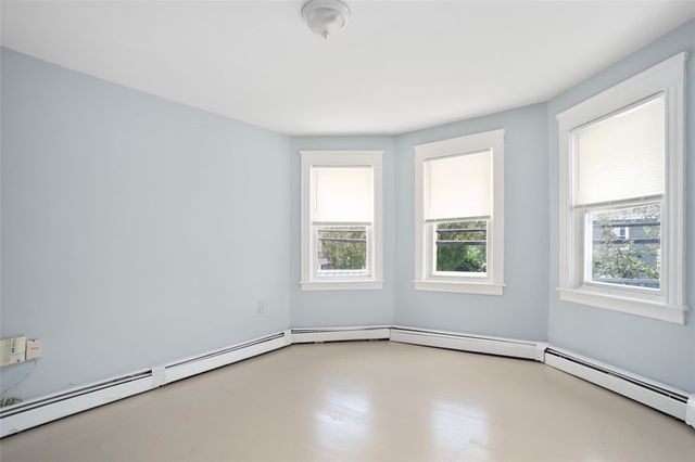 347 Douglas Avenue, Providence, RI 02908
