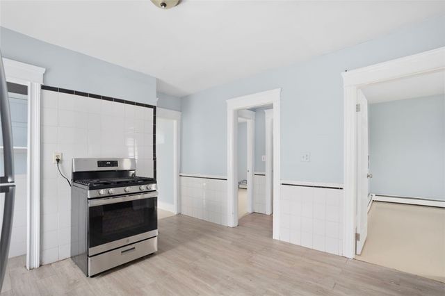 347 Douglas Avenue, Providence, RI 02908