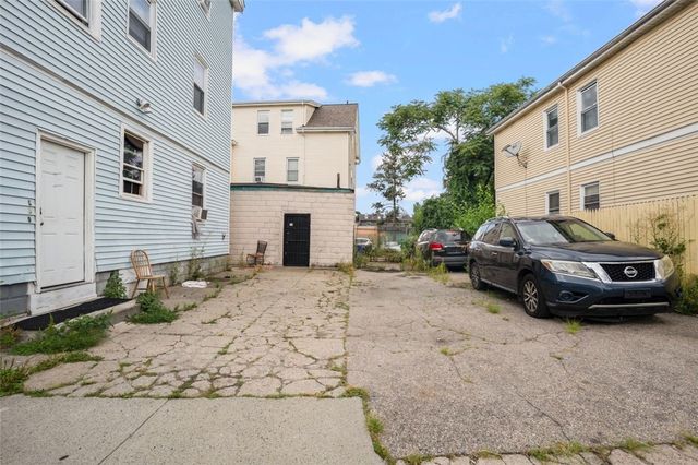 347 Douglas Avenue, Providence, RI 02908