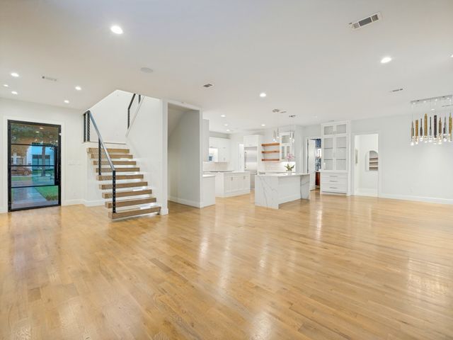 5615 Brookstown Drive, Dallas, TX 75230