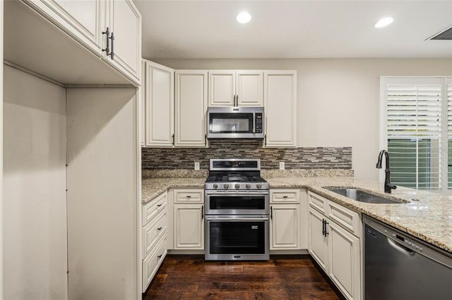 276 W BAY AVENUE, Longwood, FL 32750