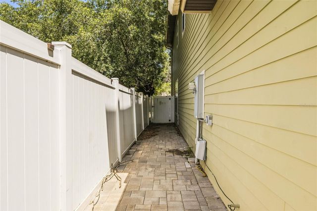 276 W BAY AVENUE, Longwood, FL 32750