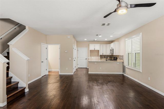 276 W BAY AVENUE, Longwood, FL 32750