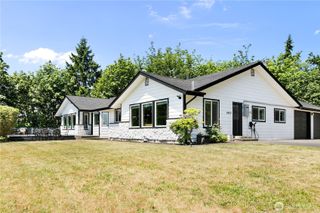 3827 90th Avenue E, Edgewood, WA 98371