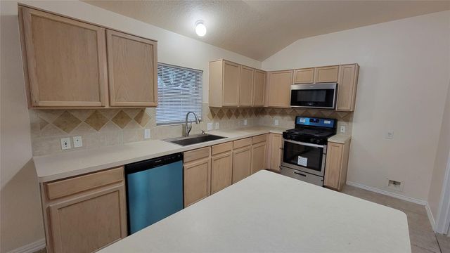 4831 Dark Canyon Court, Katy, TX 77449