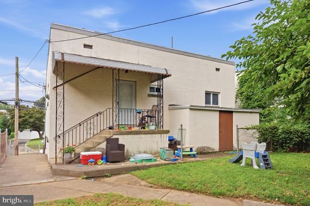 116 N SPRINGFIELD RD, Clifton Heights, PA 19018