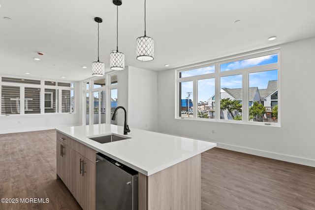 1010 Boulevard 1 D, Seaside Heights, NJ 08751