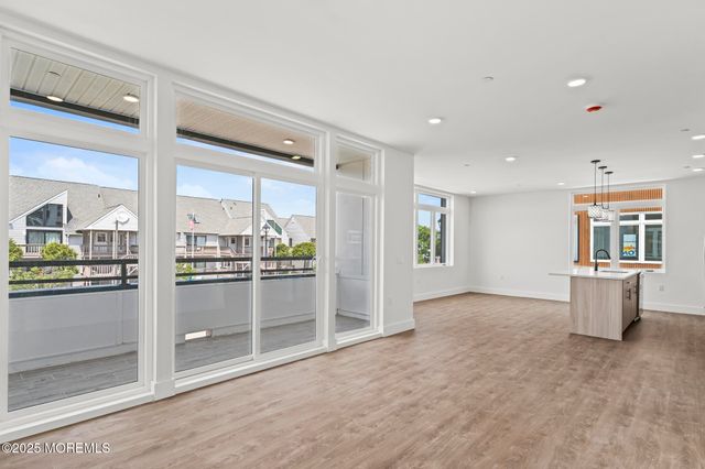 1010 Boulevard 1 D, Seaside Heights, NJ 08751
