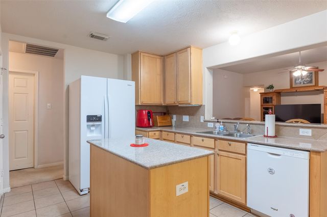 1102 Wiley Drive, Magnolia, TX 77354