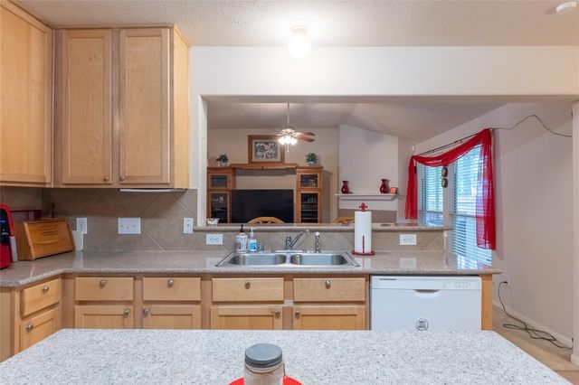 1102 Wiley Drive, Magnolia, TX 77354