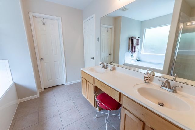 1102 Wiley Drive, Magnolia, TX 77354