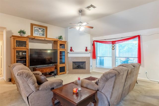 1102 Wiley Drive, Magnolia, TX 77354