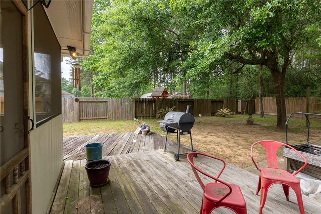 1102 Wiley Drive, Magnolia, TX 77354