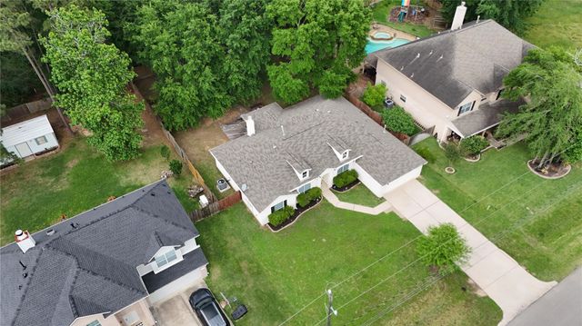 1102 Wiley Drive, Magnolia, TX 77354