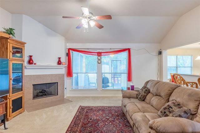 1102 Wiley Drive, Magnolia, TX 77354