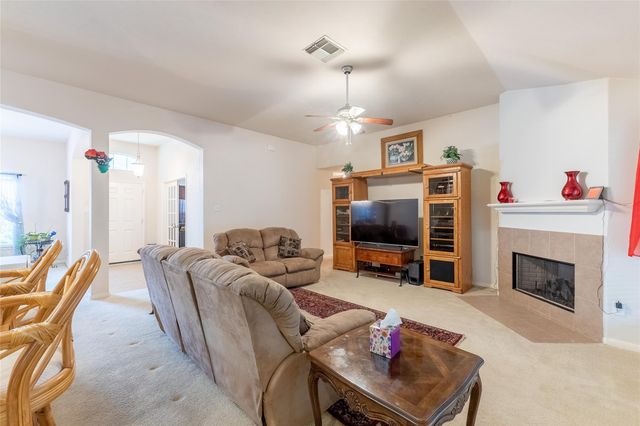 1102 Wiley Drive, Magnolia, TX 77354