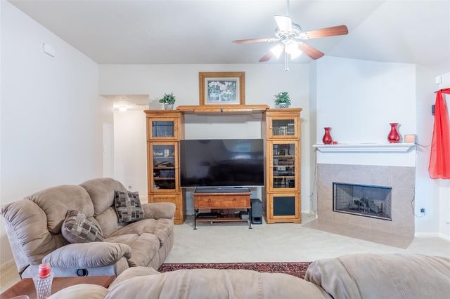 1102 Wiley Drive, Magnolia, TX 77354