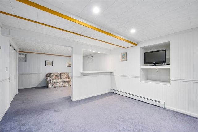 192 Simons Narrows Rd, Mashpee, MA 02649