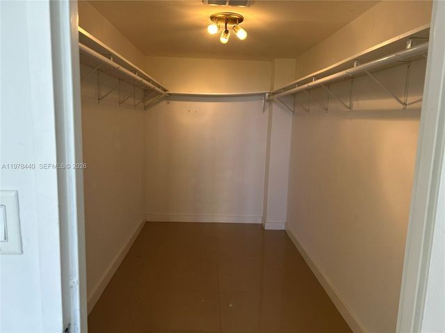 500 NE Three Islands Blvd 223, Hallandale Beach, FL 33009