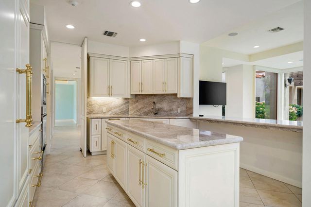 74703 Arroyo Drive, Indian Wells, CA 92210
