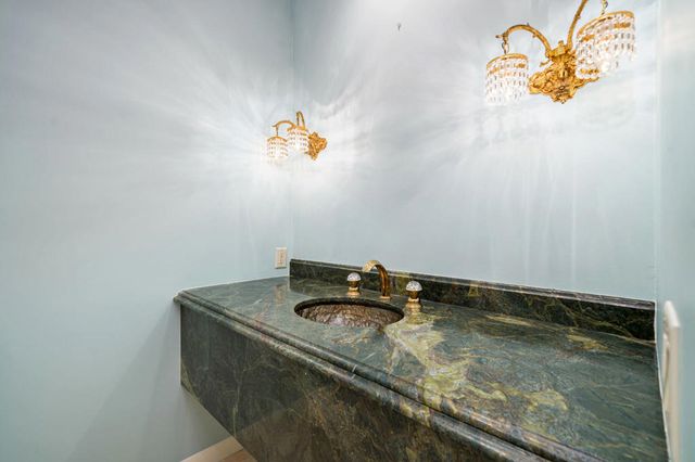 74703 Arroyo Drive, Indian Wells, CA 92210