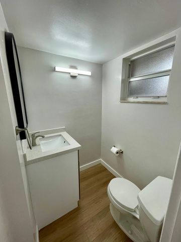 1401 NE 191st Street, Miami, FL 33179