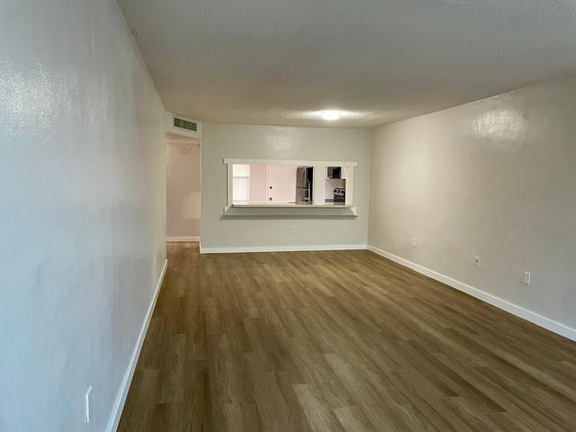 1401 NE 191st Street, Miami, FL 33179