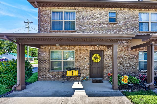211 Cedar St Apt 1, Lebanon, TN 37087