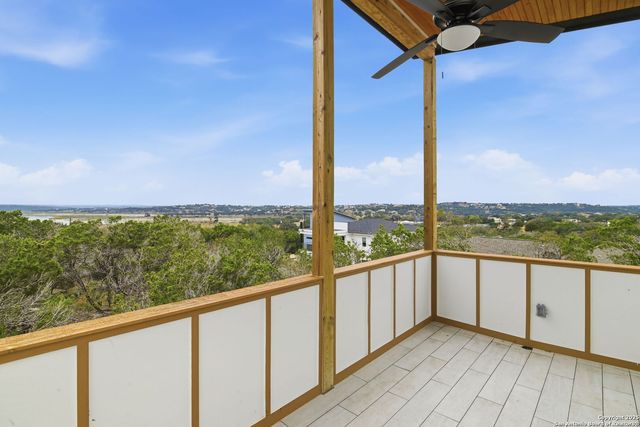 1571 Lakeshore, Canyon Lake, TX 78133