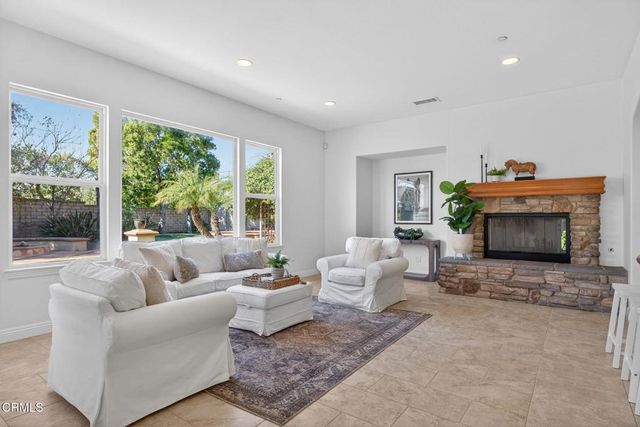 2511 Worth Way, Camarillo, CA 93012