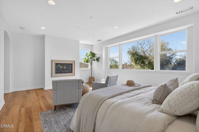 2511 Worth Way, Camarillo, CA 93012