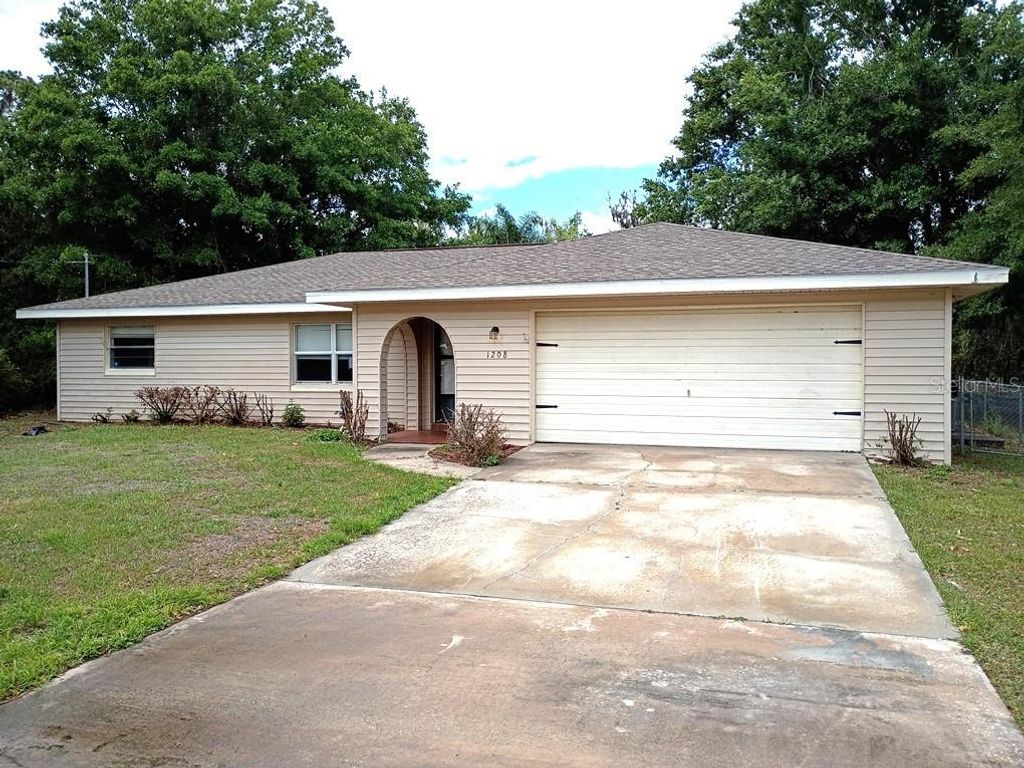 1208 S CANAL BOULEVARD, Sebring, FL 33870
