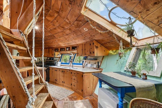 491 Greenfield Road, Peterborough, NH 03458
