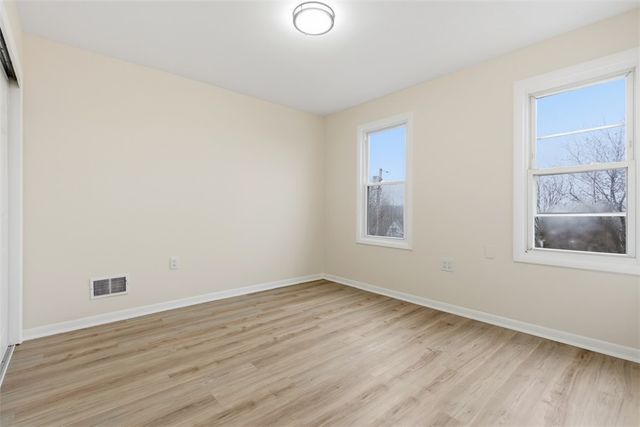 13 Marchmont St, Ingram, PA 15205