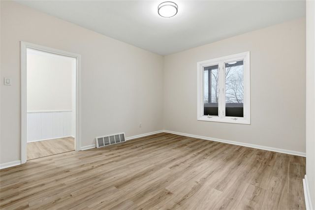 13 Marchmont St, Ingram, PA 15205