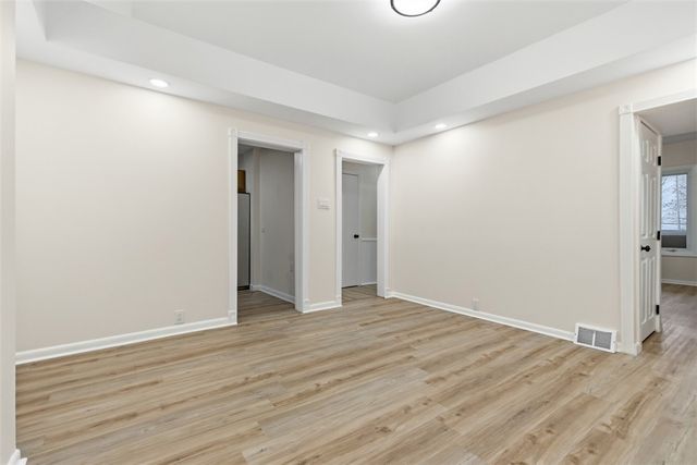 13 Marchmont St, Ingram, PA 15205