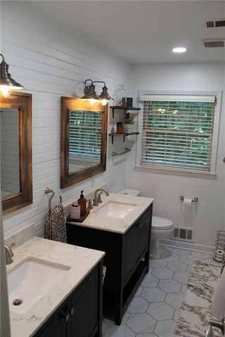 4989 Mountclaire Road, Stone Mountain, GA 30087