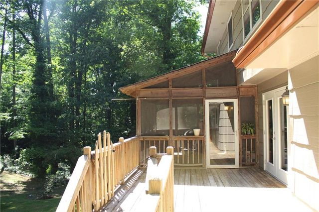 4989 Mountclaire Road, Stone Mountain, GA 30087