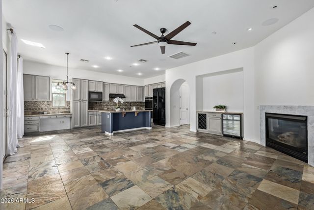 18417 N 94th Place, Scottsdale, AZ 85255