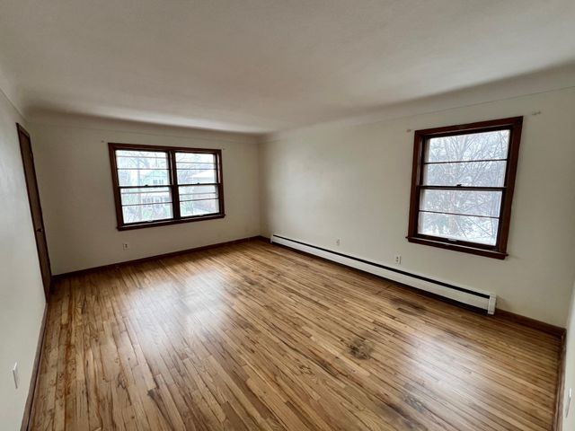 1695 7th Street E, Saint Paul, MN 55106