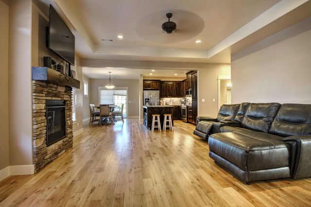 3835 Creek Mont Drive, Medford, OR 97504