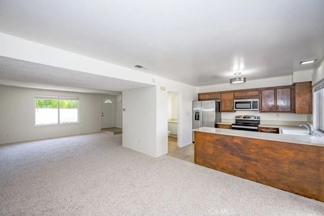 24223 La Glorita Circle, Newhall, CA 91321
