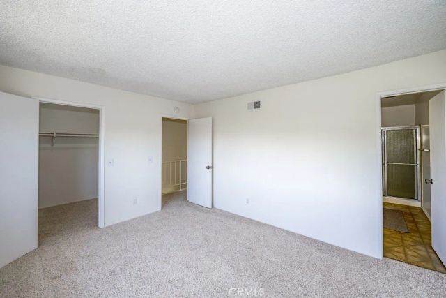 24223 La Glorita Circle, Newhall, CA 91321