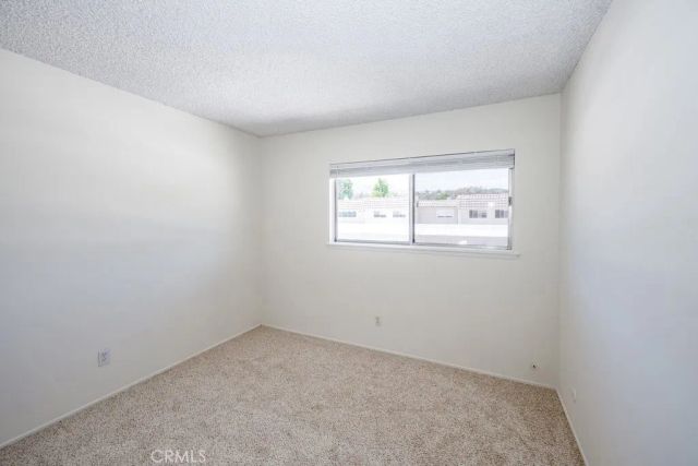 24223 La Glorita Circle, Newhall, CA 91321