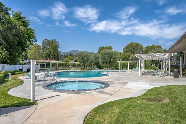 24223 La Glorita Circle, Newhall, CA 91321
