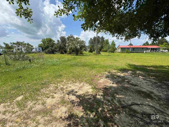 33188 Gilley Road, Lillian, AL 36549
