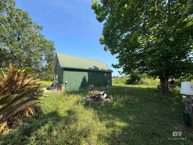 33188 Gilley Road, Lillian, AL 36549