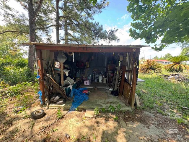 33188 Gilley Road, Lillian, AL 36549