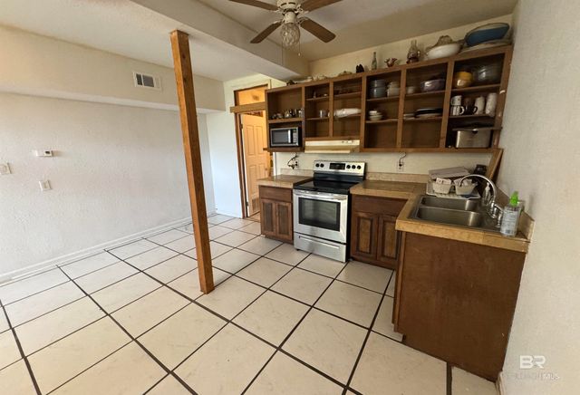 33188 Gilley Road, Lillian, AL 36549