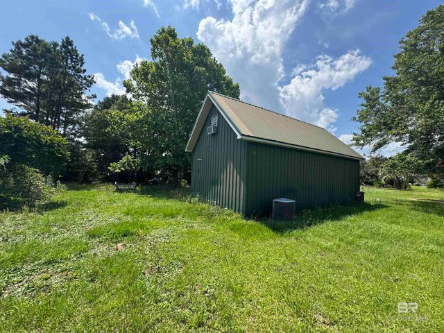 33188 Gilley Road, Lillian, AL 36549